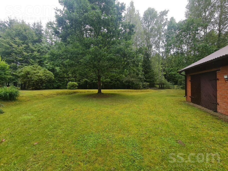 Mazā paradīze, Kuldīga un raj., Īvandes pag. — maja