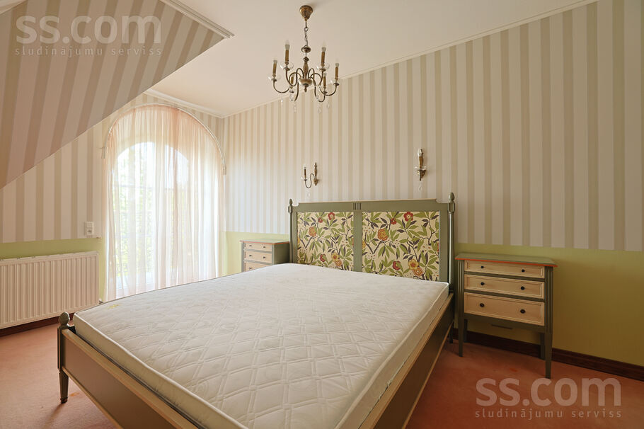 Kalna 11, Rīgas rajons, Sigulda — maja