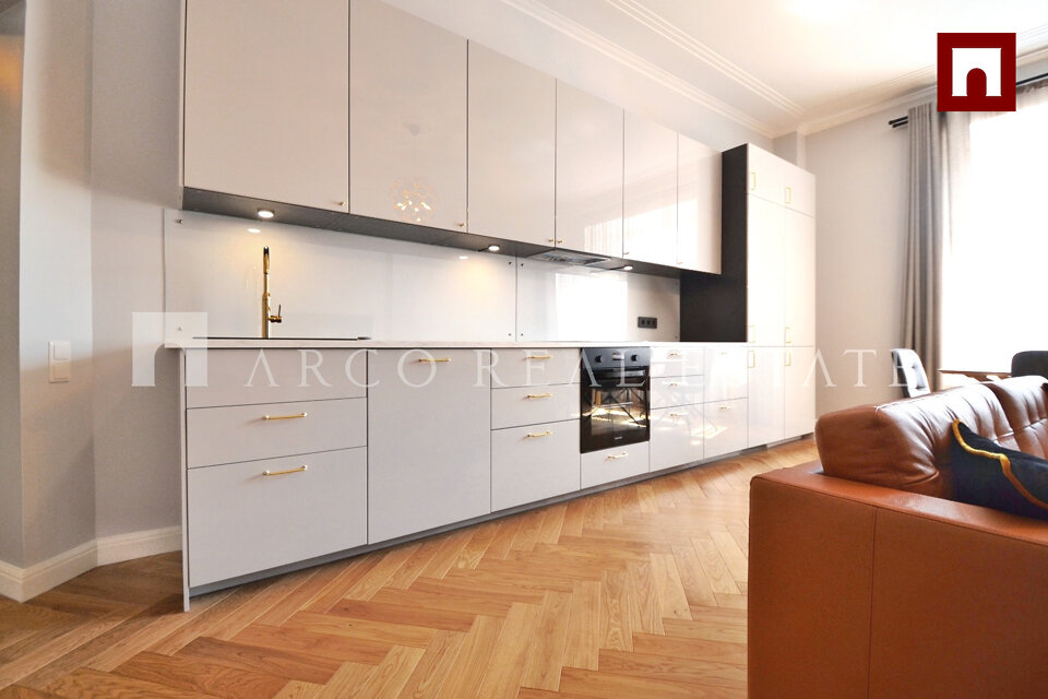 Brīvības iela 47, Rīga