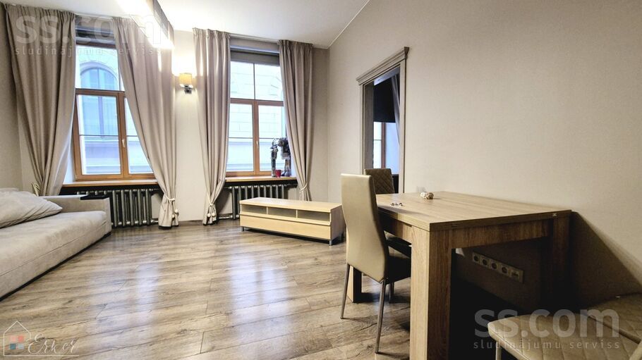 Šķūņu 13, Rīga — dzivoklis