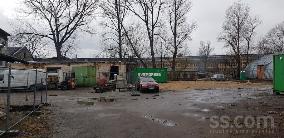 Aptiekas 3, Rīga, Sarkandaugava — telpa