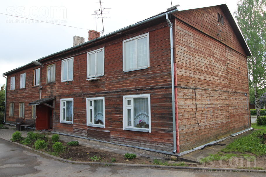 Rīgas 282, Preiļi un raj., Līvāni — dzivoklis