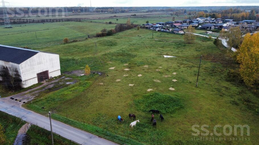 Meža 52, Rīgas rajons, Salaspils — zeme