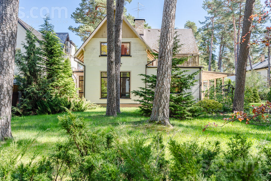 Bulduru prospekts 100b, Jūrmala — maja