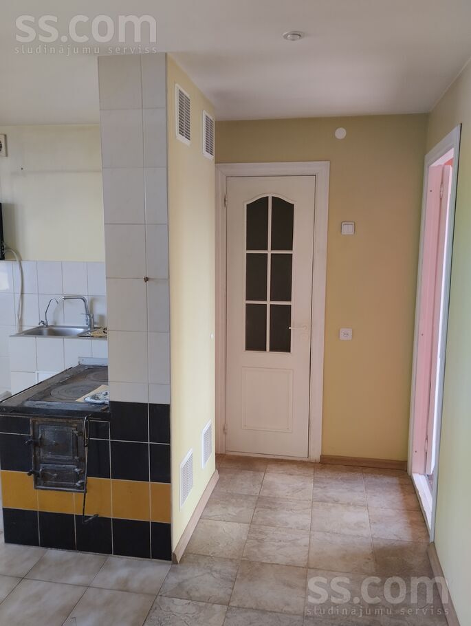 Biržu iela 10, Birži, Jēkabpils un raj., Salas pag. — dzivoklis