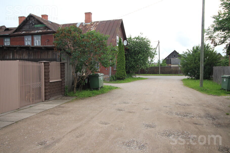 Komunālā 5, Daugavpils un raj., Daugavpils — dzivoklis