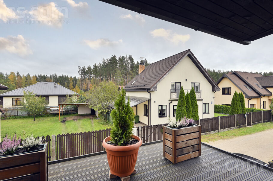 Vērmeļu 40, Rīga — maja