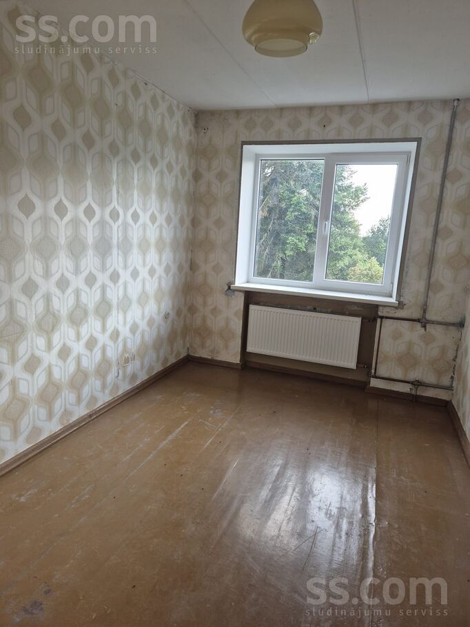 Skolas 12, Liepāja un raj., Durbe — dzivoklis