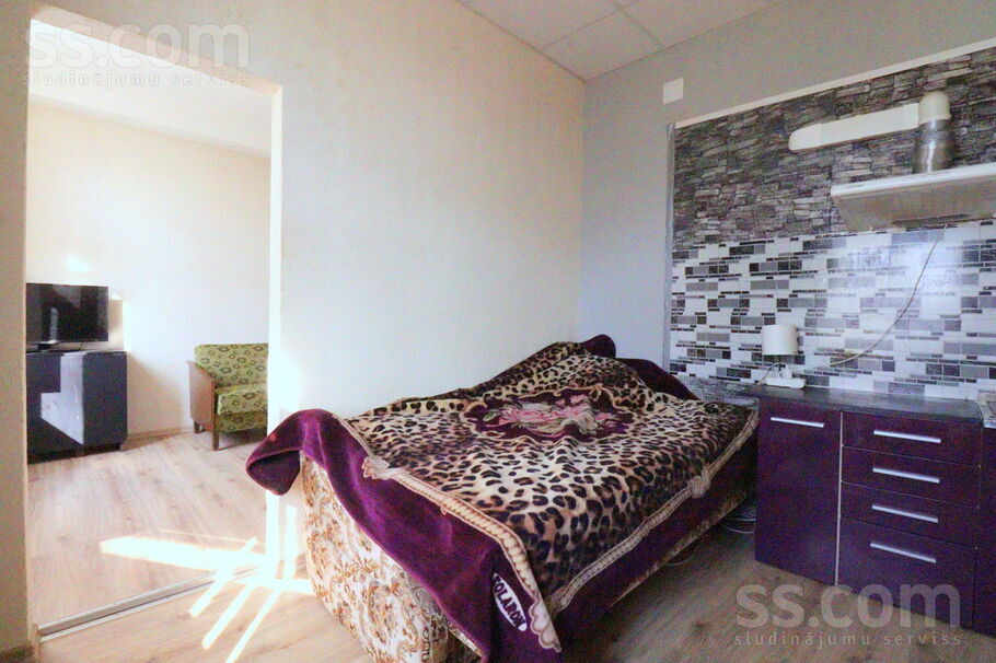 Dombrovska 11, Rīga — dzivoklis