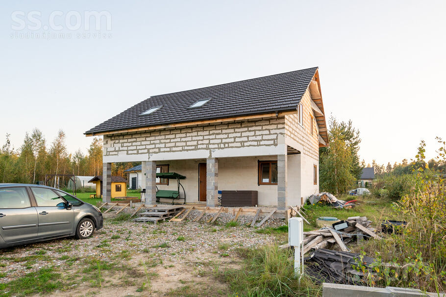 Anniņas 9, Mežezeri, Rīgas rajons, Salaspils l. t. — maja