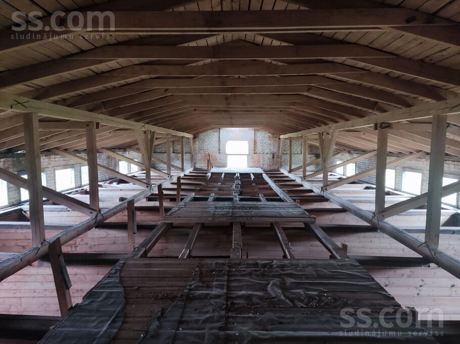 Kalna Jaunzemi, Valmiera un raj. — telpa