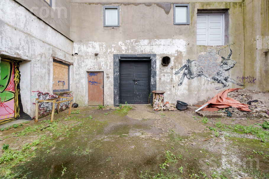 Brivibas iela 23, Liepāja un raj., Liepāja — maja