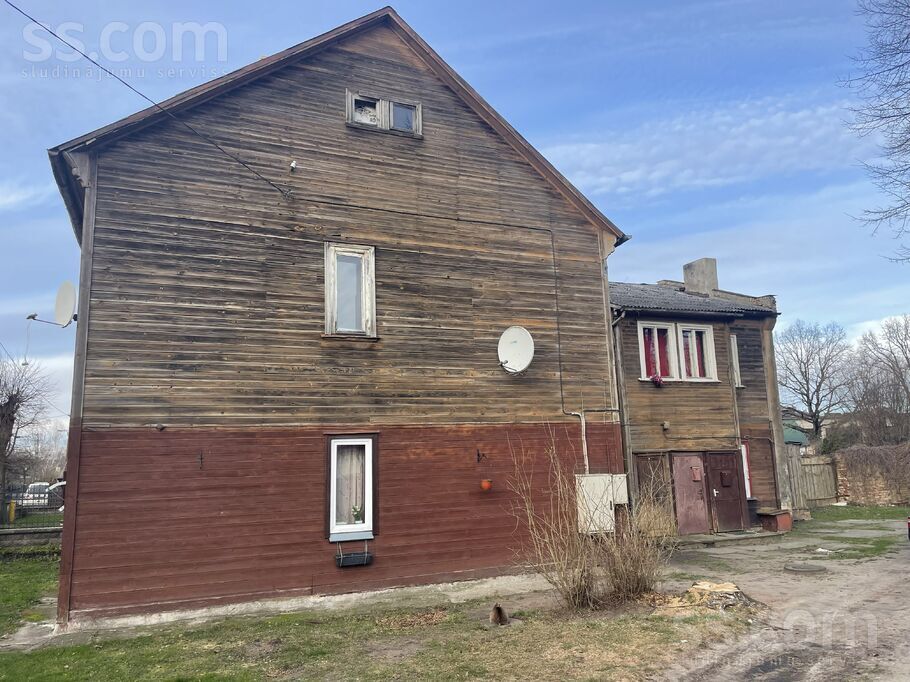 Kungu 9, Jelgava un raj., Jelgava — dzivoklis