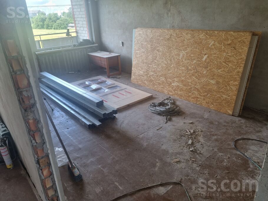 9 18, Saldus un raj., Saldus — dzivoklis