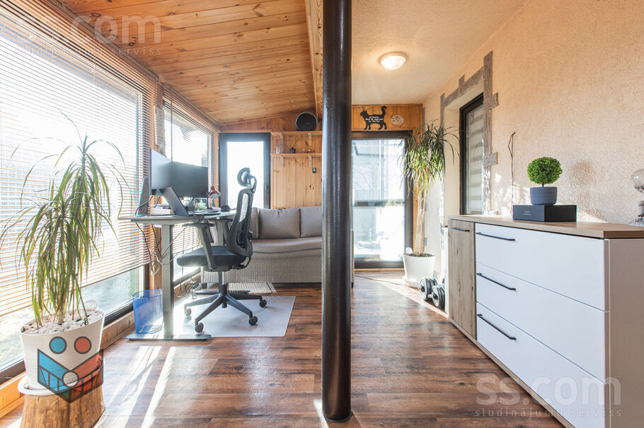 Lefkoju 17, Ziedonis, Rīgas rajons, Ķekavas pag. — maja