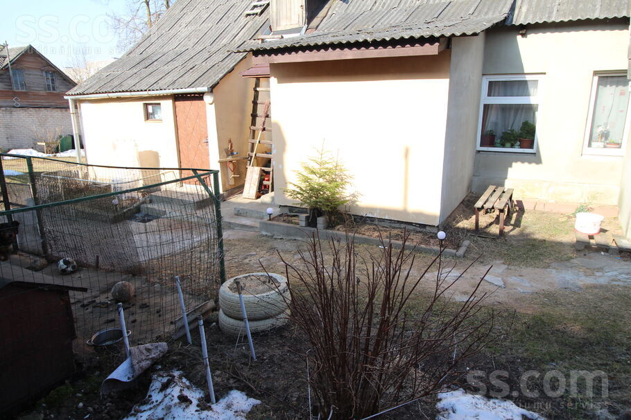 Valmieras 70, Daugavpils un raj., Daugavpils — dzivoklis