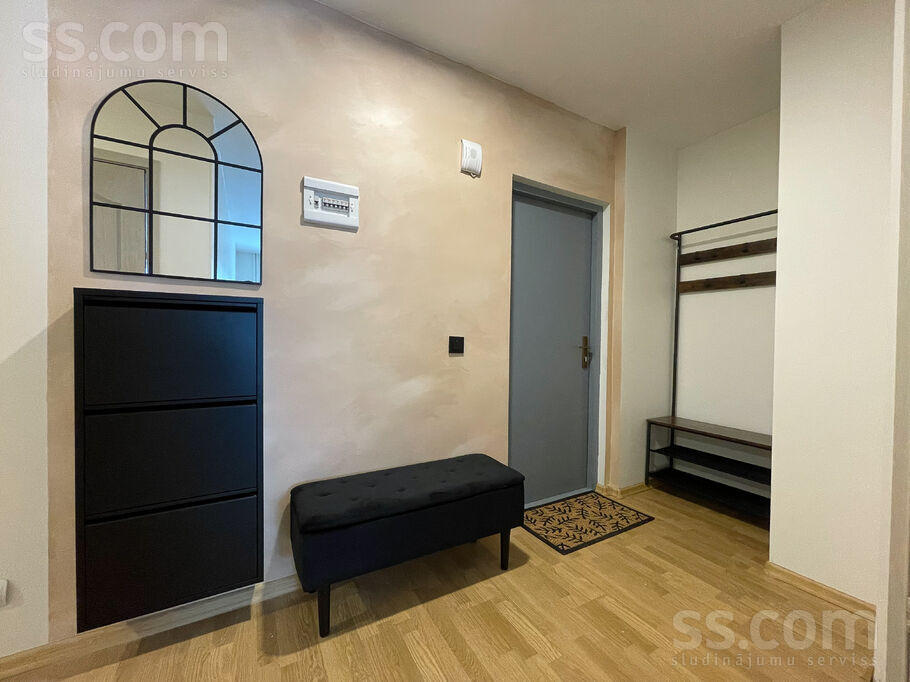 Lielcieceres iela 29, Saldus un raj., Brocēni — dzivoklis