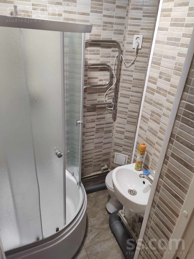 Valnu iela 10, Daugavpils un raj., Daugavpils — maja