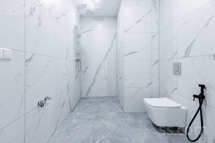 Dzirnezera iela 4a, Līči, Rīgas rajons, Stopiņu nov. — maja