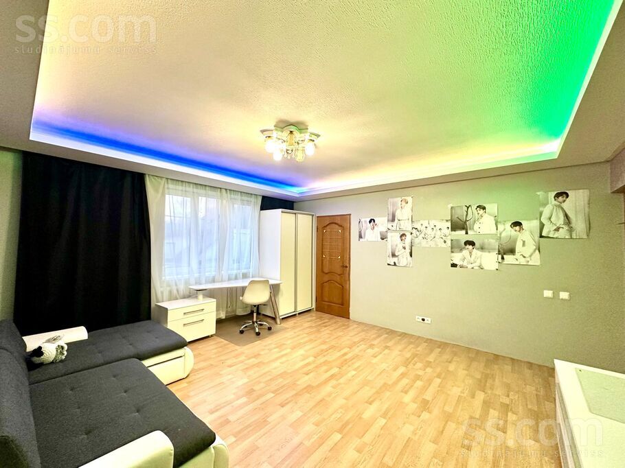 Lakstīgalu 3, Vālodzes, Rīgas rajons, Stopiņu nov. — maja