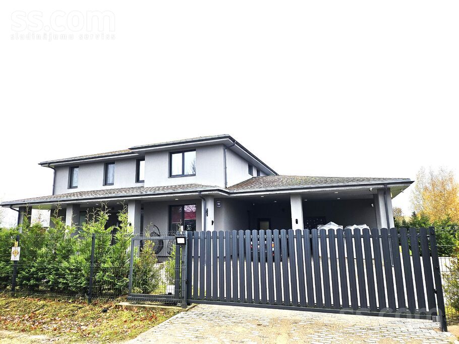 Audriņu iela 10, Pārolaine, Rīgas rajons, Olaines pag. — maja