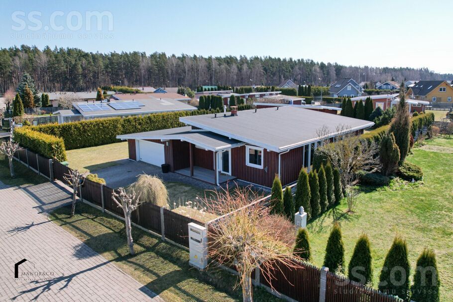 Aroniju iela 11, Dreiliņi, Rīgas rajons, Stopiņu nov. — maja