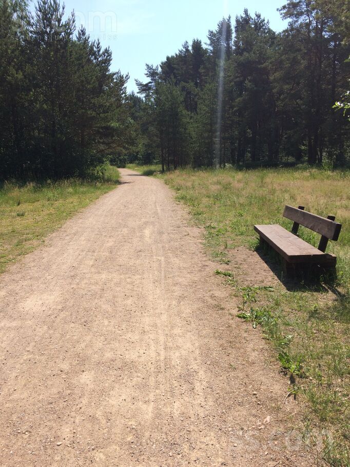 Bangu Iela 8d, Ventspils un raj., Ventspils — zeme