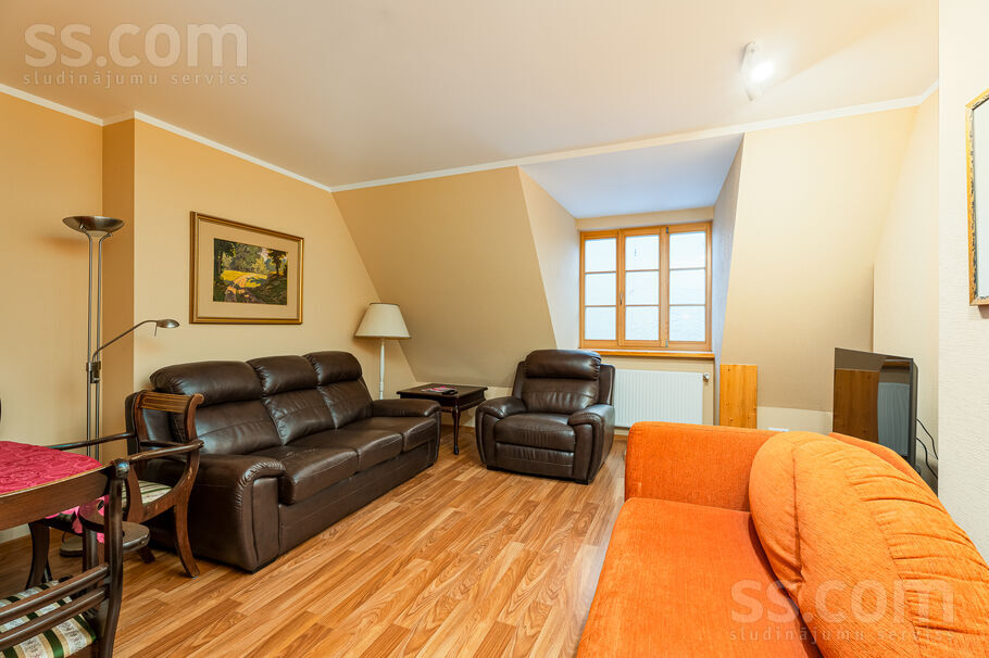 Jāņa sēta 1, Rīga — maja