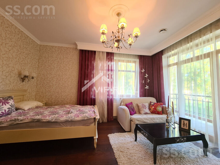 Madonas, Jūrmala — maja