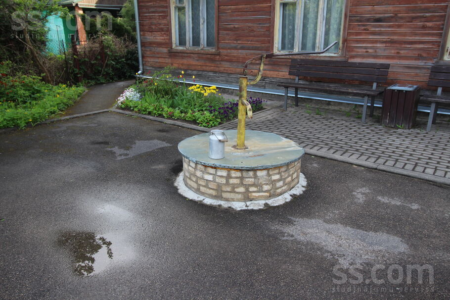 Rīgas 282, Preiļi un raj., Līvāni — dzivoklis