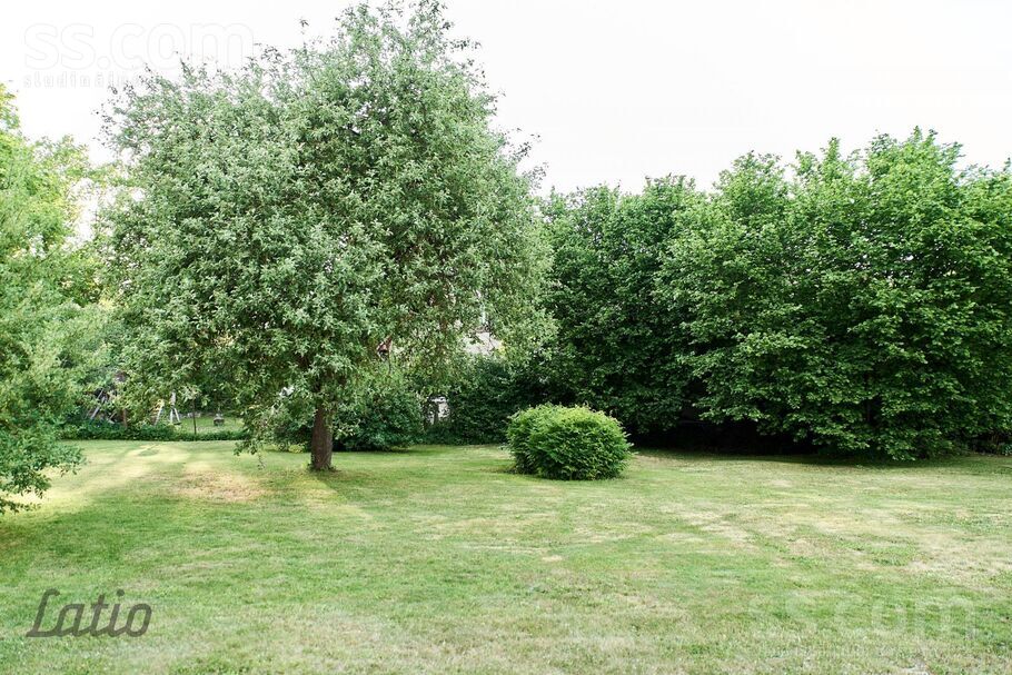 Rucavas, Rīga — zeme