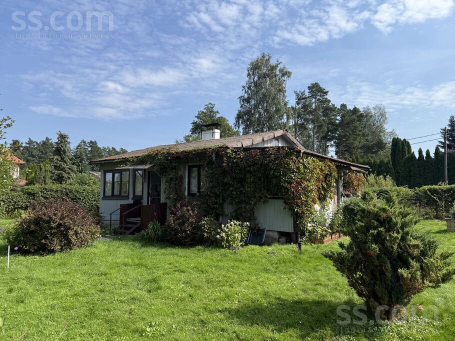 Liliyu 48, Garupe, Rīgas rajons, Carnikavas nov. — maja