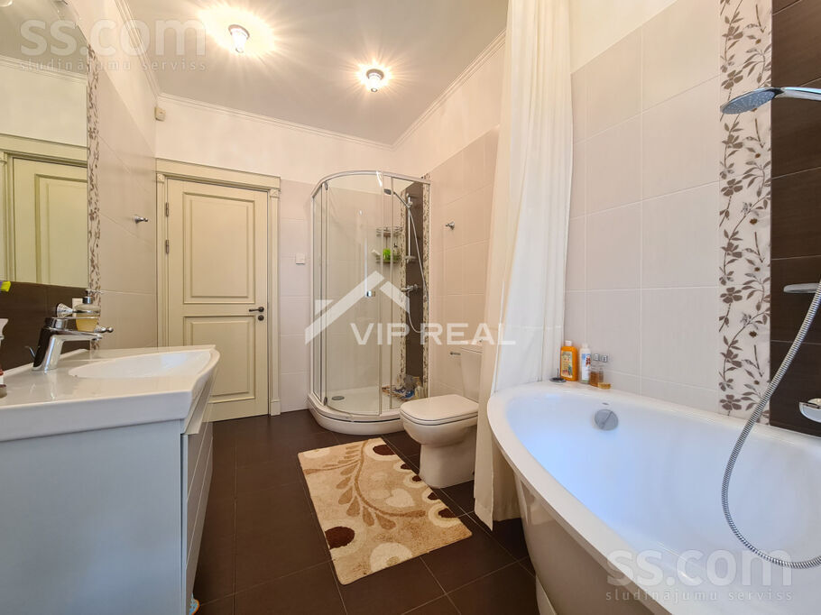 Madonas, Jūrmala — maja