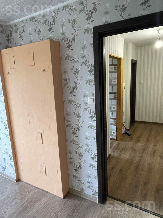Mežciems 8, Launkalne, Valka un raj., Launkalnes pag. — dzivoklis