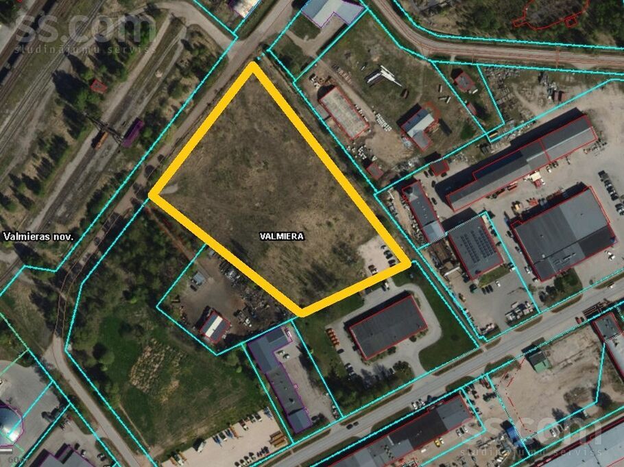 Krautuves 3, Valmiera un raj., Valmiera — zeme
