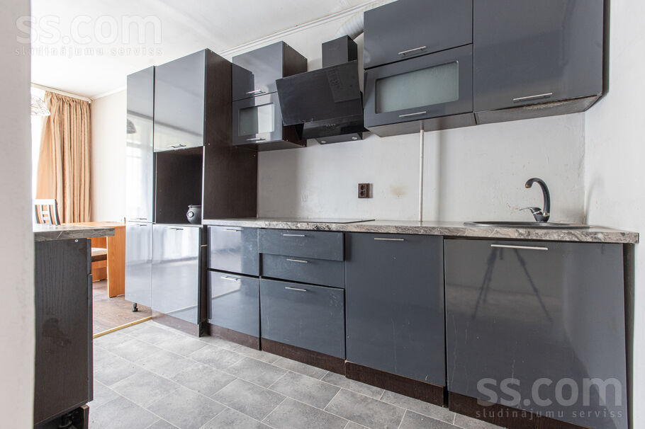 Albatrosu 20, Rīga — dzivoklis