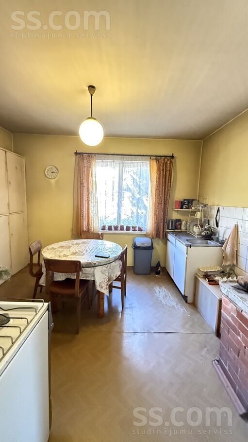 Lejas iela 18, Ogre un raj., Ikšķile — maja