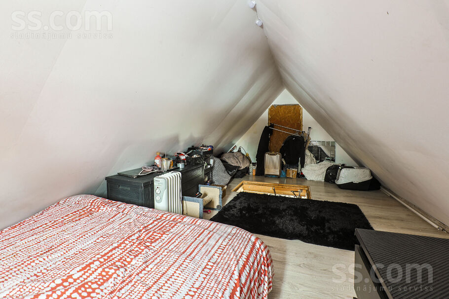 Upmalas iela 25, Jeņči, Rīgas rajons, Ķekavas pag. — maja