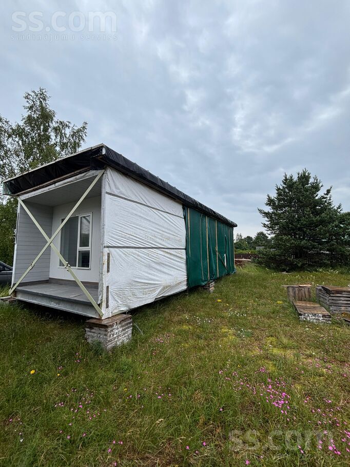 Avotu iela 2, Liepāja un raj., Pāvilosta — maja