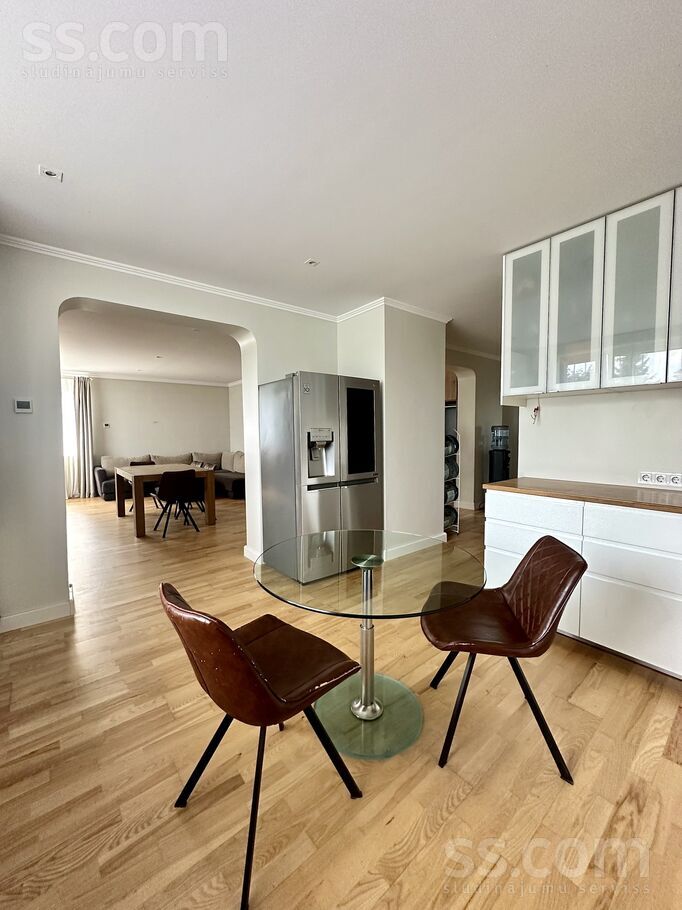 Vāverlejas, Rīgas rajons, Sigulda — maja