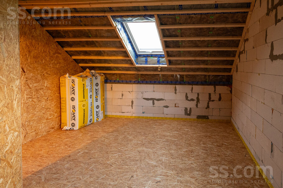 Anniņas 9, Mežezeri, Rīgas rajons, Salaspils l. t. — maja