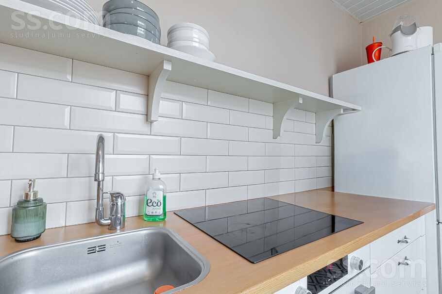 Zeļļu 13, Rīga — dzivoklis