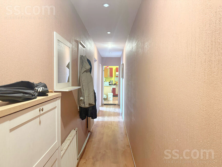 Vaļņu 12, Cēsis un raj., Cēsis — dzivoklis