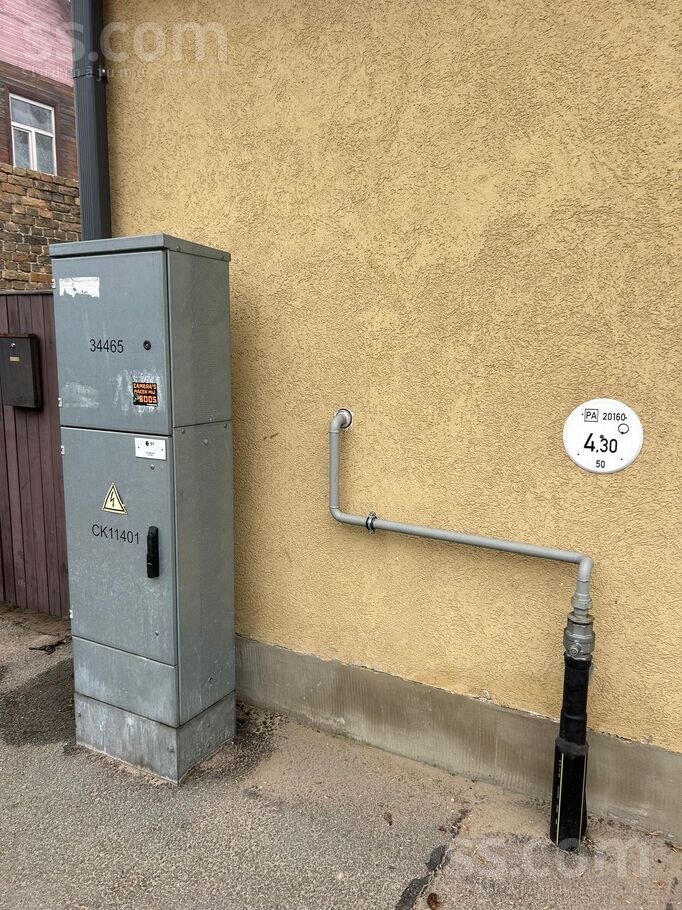 Ludzas 53, Rīga — maja