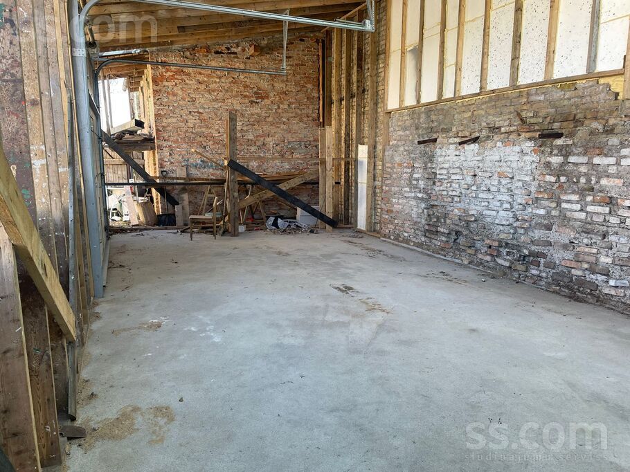 Puķu 22, Ventspils un raj., Ventspils — maja