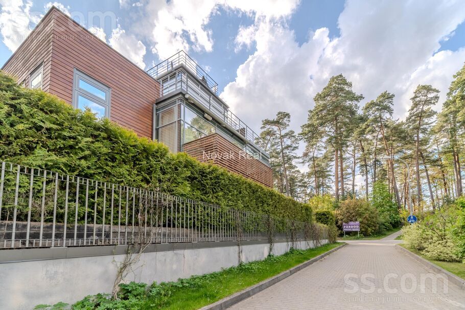 Dzintaru prospekts 39, Jūrmala — dzivoklis