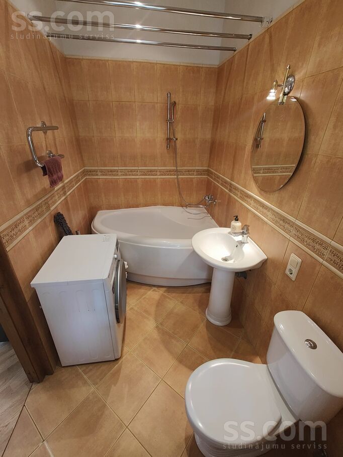 Merķeļa 8, Rīga — dzivoklis