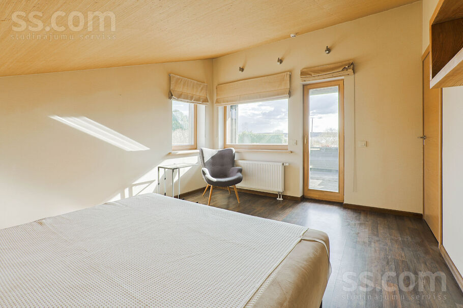 Ievu iela 19, Ogre un raj., Ikšķile — maja