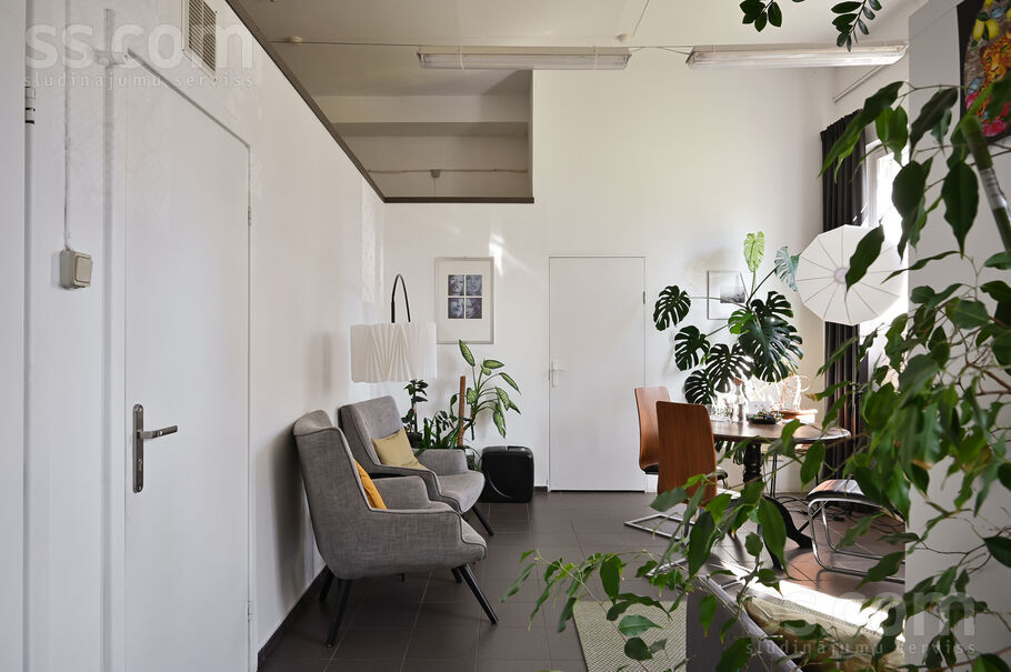 Elvīras 1b, Rīga — maja