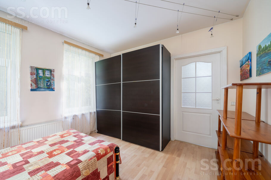 Meža prospekts 61, Jūrmala — maja